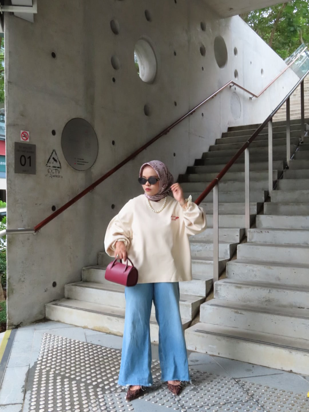 Lè Bisou Jumper Top