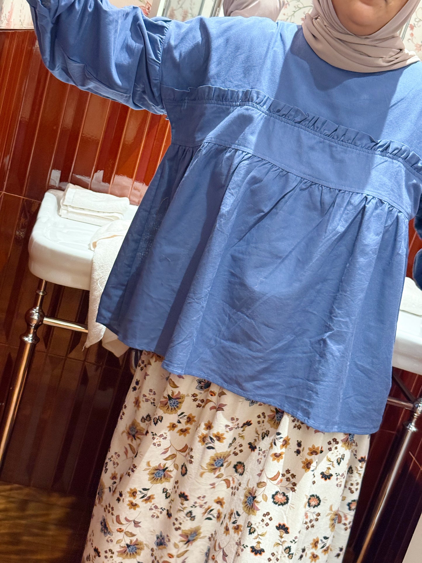 Gayle Swing Top