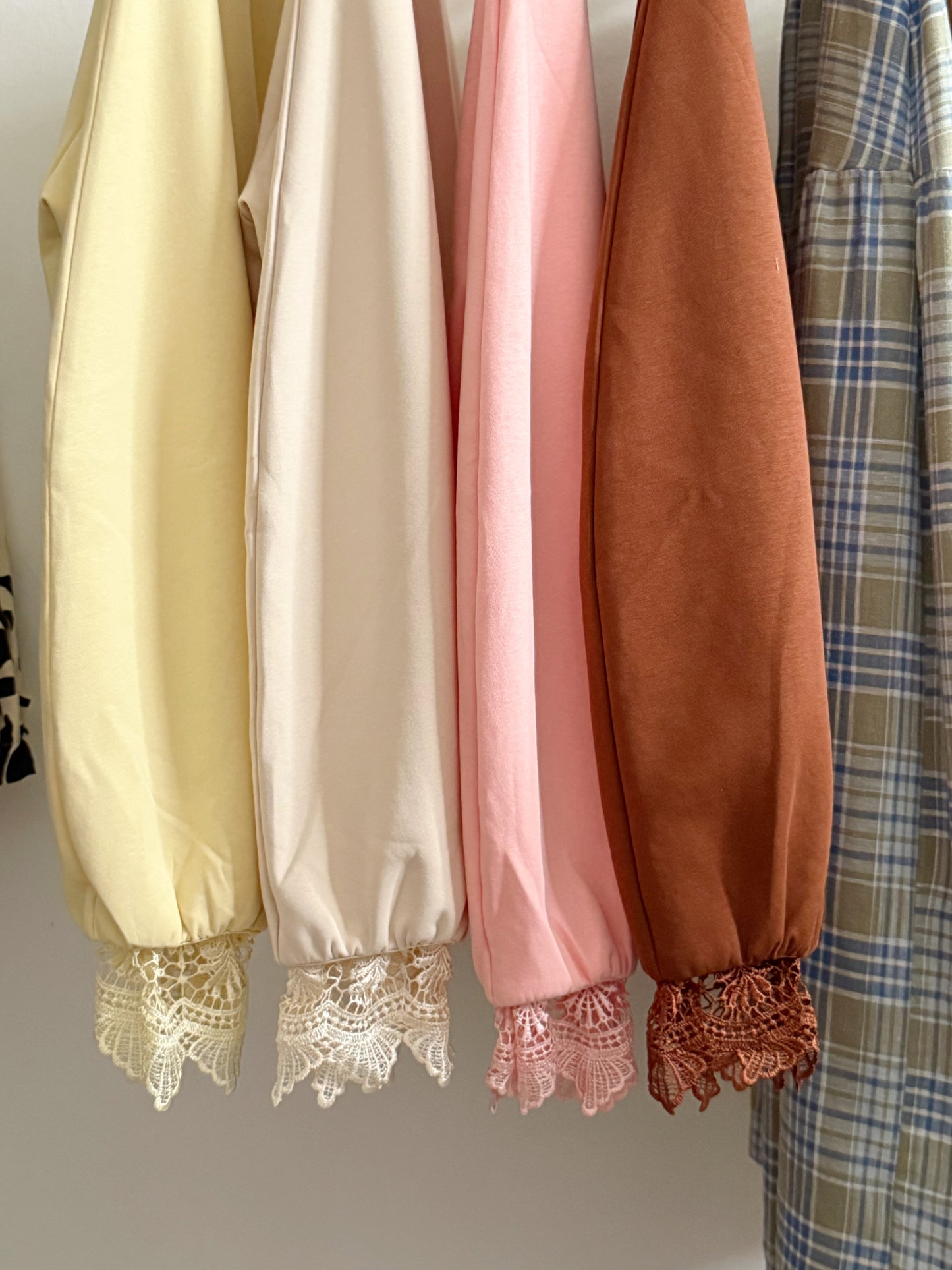 Lè Bisou Jumper Top