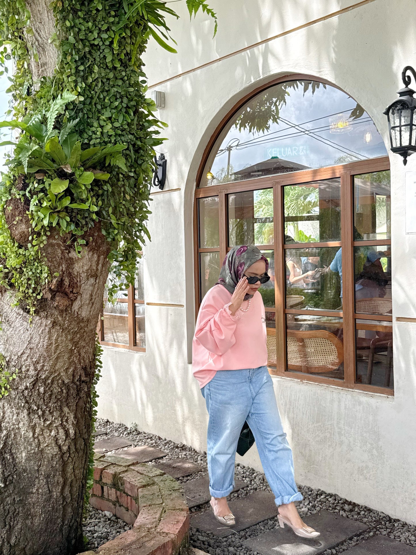 Lè Bisou Jumper Top